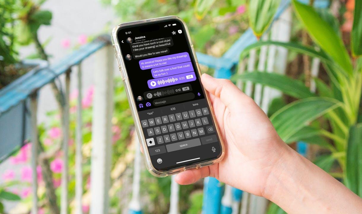 Bild, das Yubos neue Produktfunktion, die Sprachnotiz, auf einem Telefon zeigt